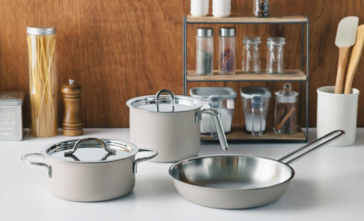 ステンレスの輝きにニュアンスカラーをまとったミニマルコレクション「mellow」が誕生