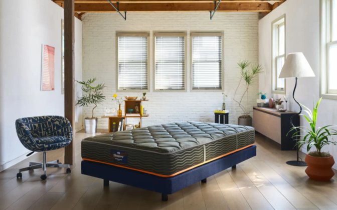 洋服を選ぶように、ベッドを選ぶ。シモンズとJOURNAL STANDARD FURNITUREが魅せる、これからの寝室カスタマイズ術